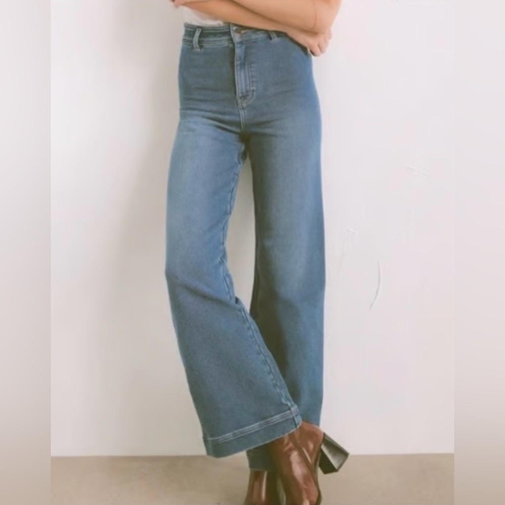 NWT! Z Supply Rilynn Wide Leg Trouser Jeans. Medium wash. High waist. Size 29.